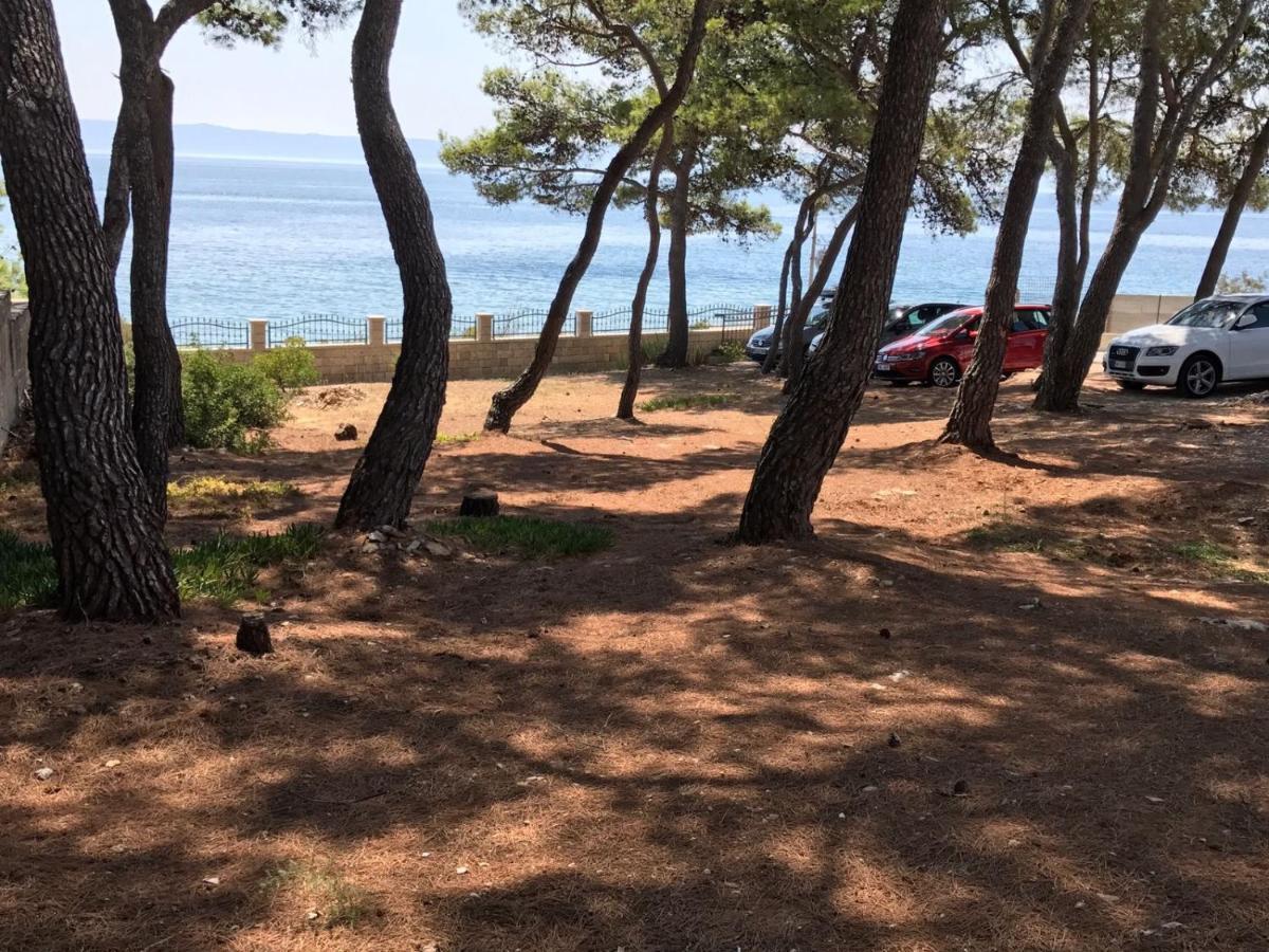 Vila Vera Seafront Apartments Сумартін Екстер'єр фото