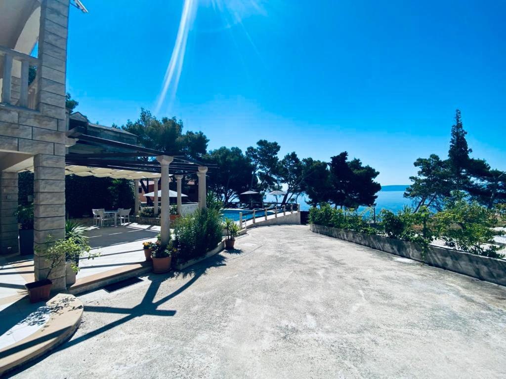 Vila Vera Seafront Apartments Сумартін Екстер'єр фото