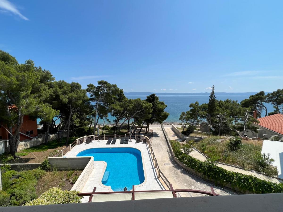Vila Vera Seafront Apartments Сумартін Екстер'єр фото