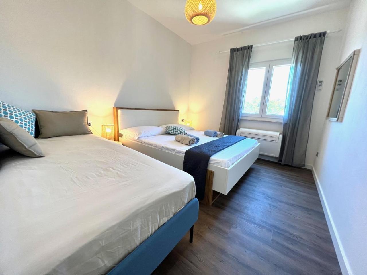 Vila Vera Seafront Apartments Сумартін Екстер'єр фото